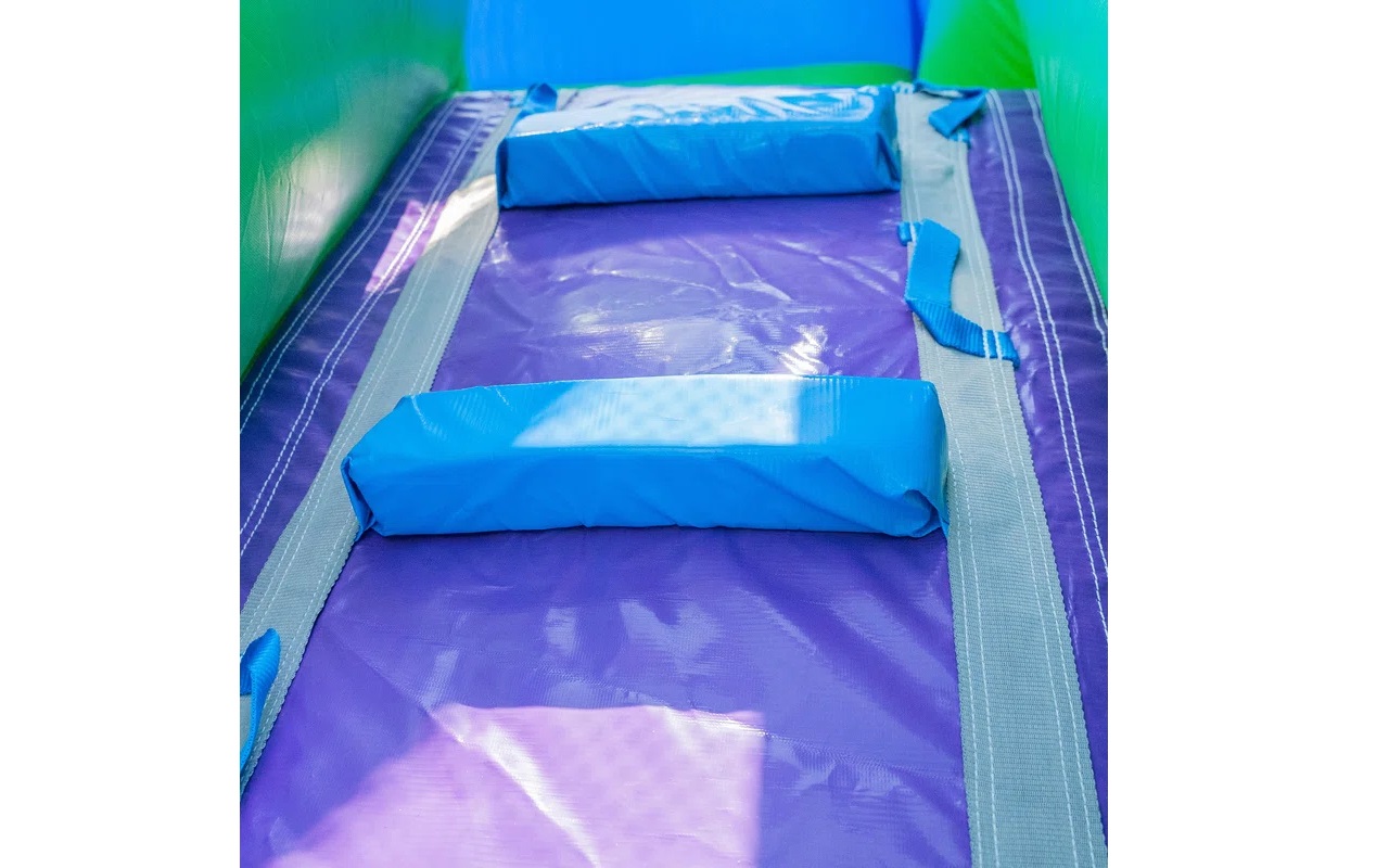 16 FT waterslide bouncer rental for family events and celebrations in Winnipeg Manitoba
