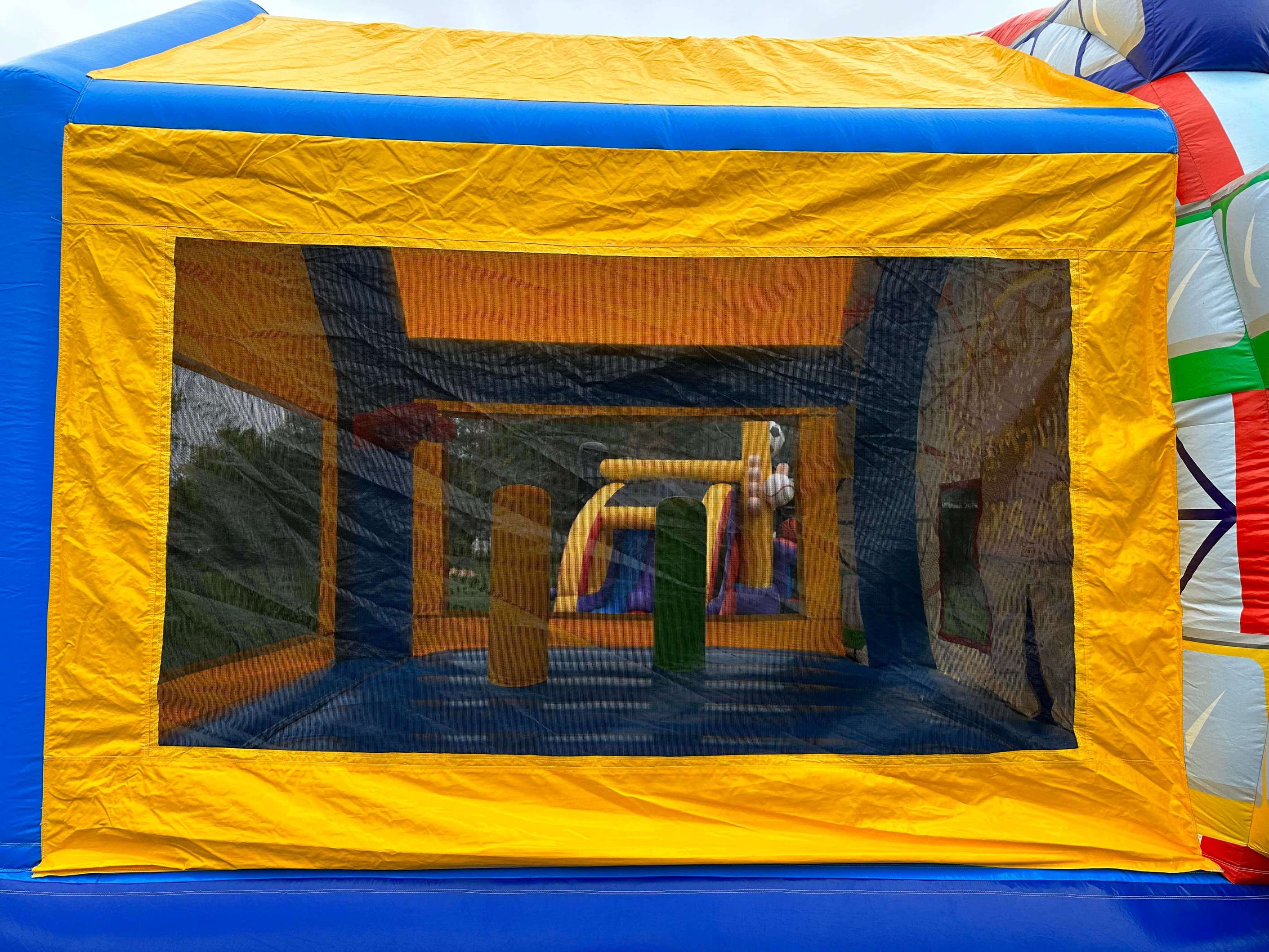 Neutral theme bounce house rental for boys and girls in Winnipeg Manitoba