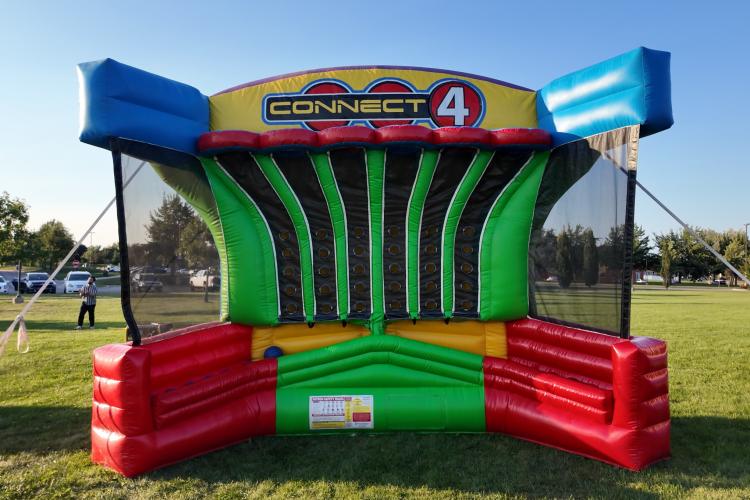 Basketball Connect4 inflatable sports game rental by Jump Up Bouncers in Winnipeg Manitoba