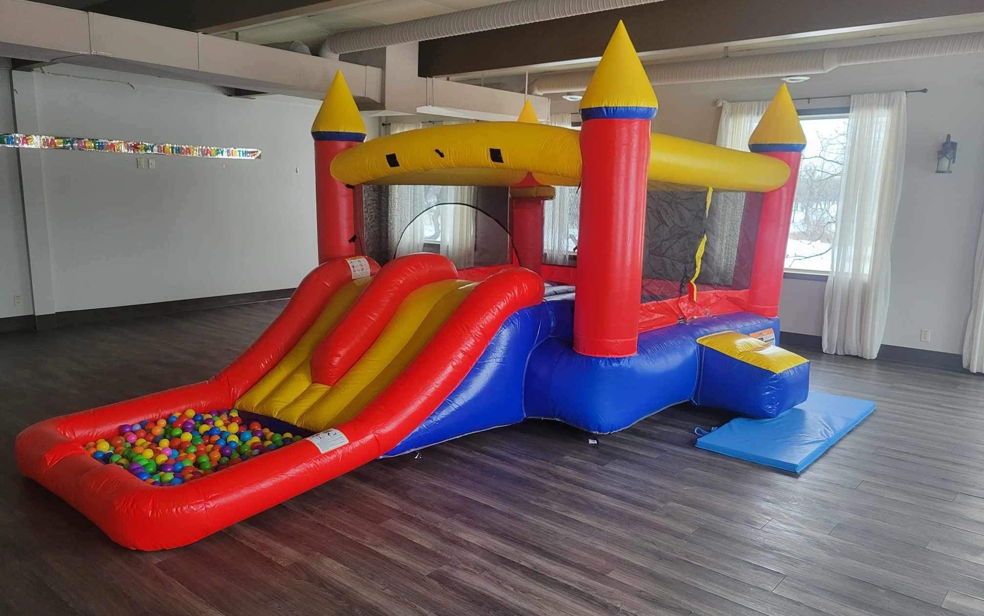 Wet or dry Red Castle combo inflatable rental