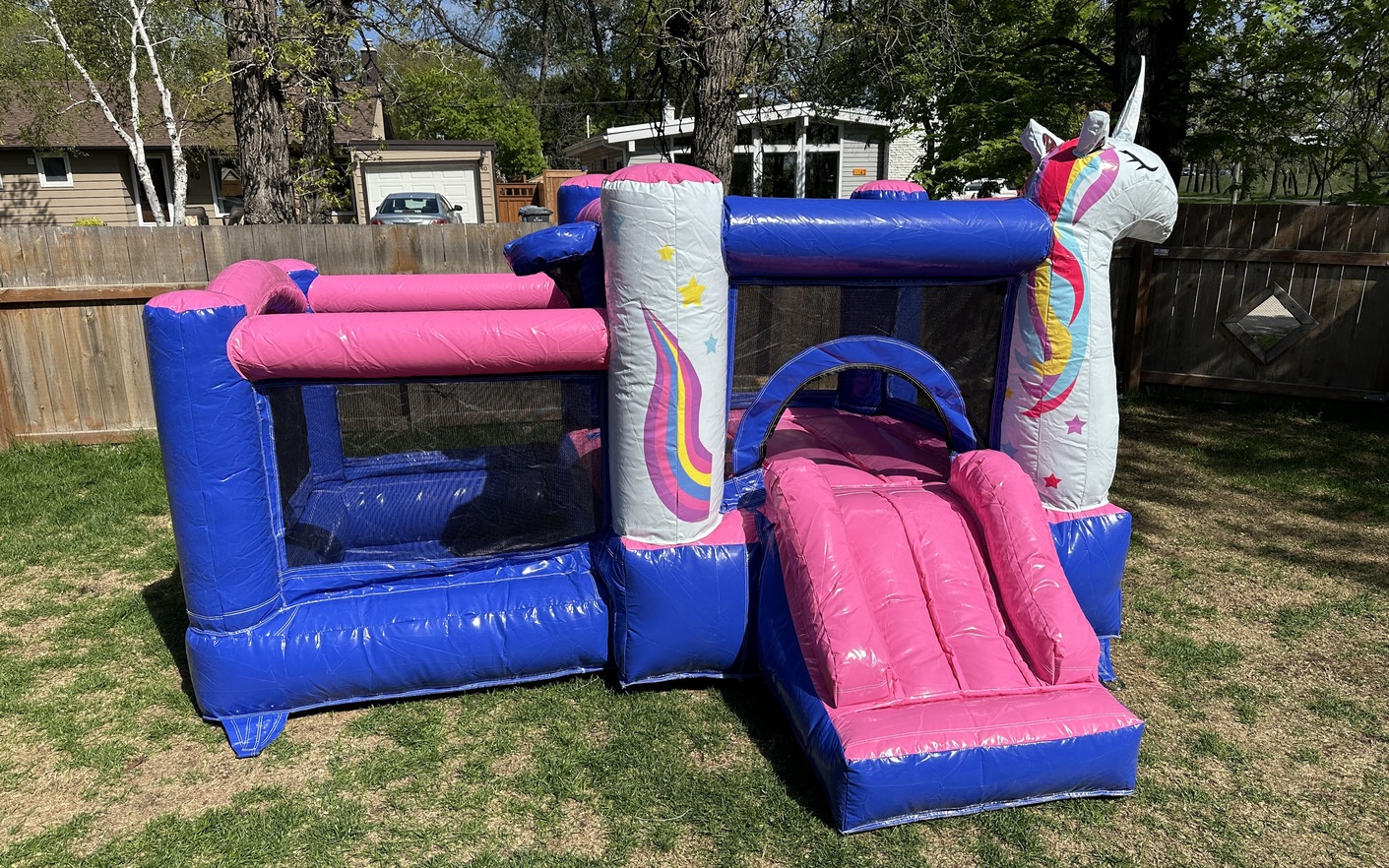 Toddler unicorn bounce house rental for birthday parties in Winnipeg