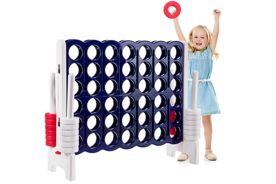Jumbo Connect 4 rental for indoor and outdoor events in Winnipeg