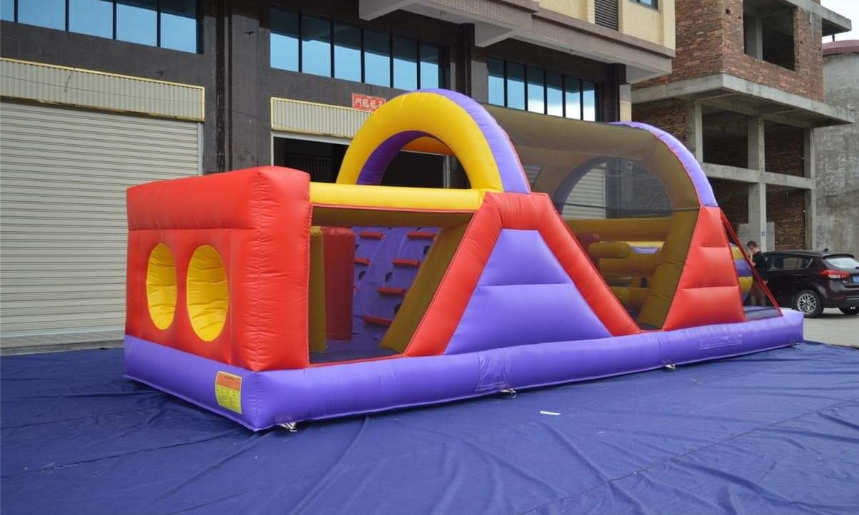 Inflatable obstacle course for birthday parties in Winnipeg
